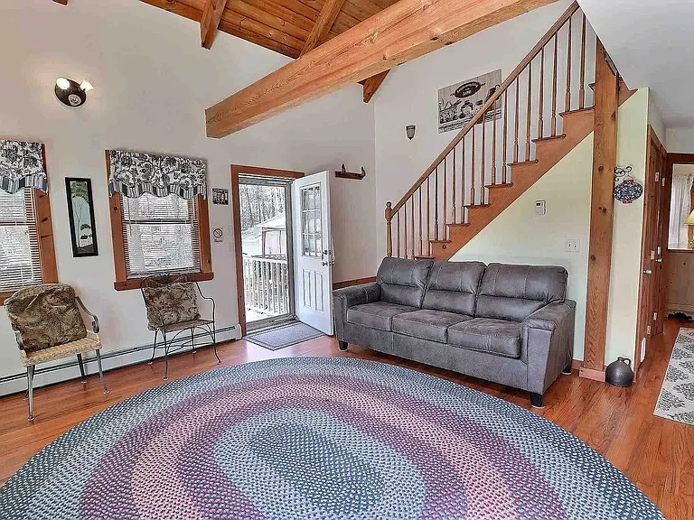 13 Indian Point Rd — Photo 3