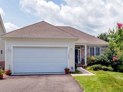 1300 Amber Ridge Rd, Charlottesville, VA, 22901
