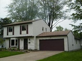 4845 Glen Lodge Rd, Mentor, OH 44060