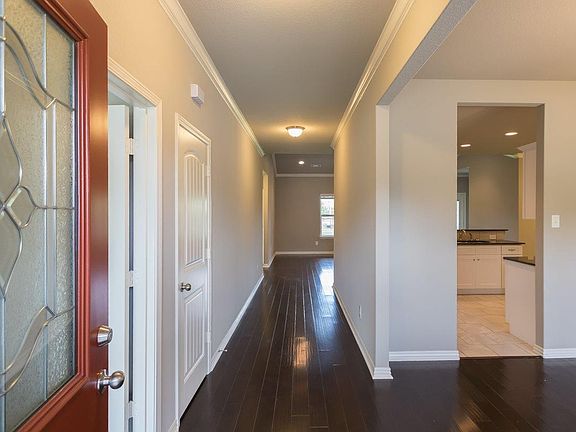 3rd image of 17304 Crooked Oak Dr