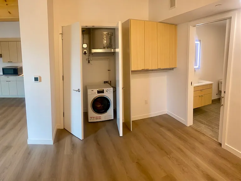 154 Broadway #210 — Photo 13