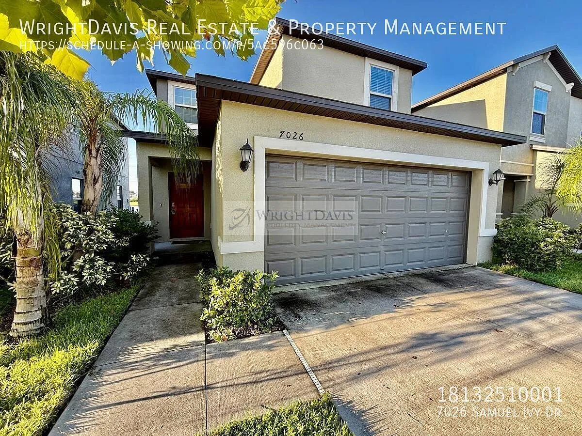 Touchstone 3/2.5 With Pond Views! — Photo 2