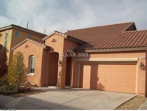 4 bed, 3.0 bath, 1650 sqft, $1,895 — Photo 1