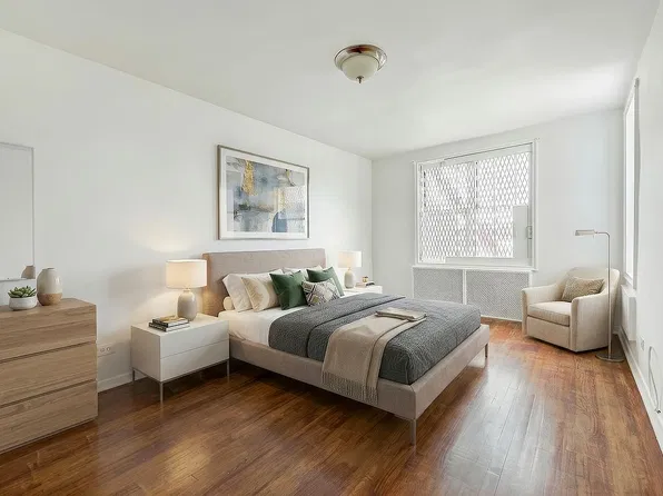 6345 Saunders St APT 6H, Flushing, NY 11374