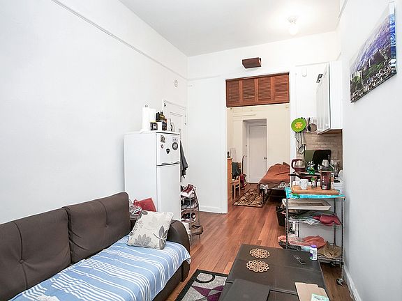 2nd image of 413 E 87th St APT 1D