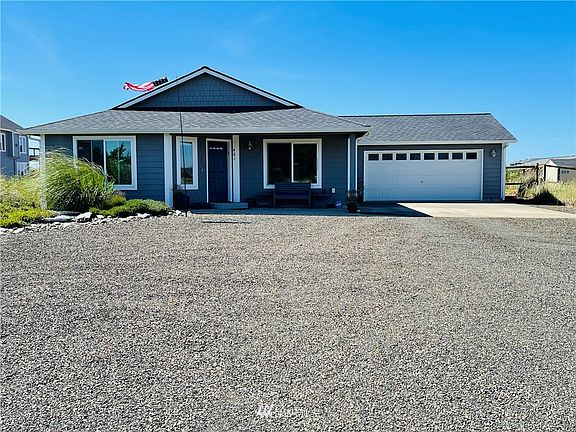 2nd image of 461 S Portal Loop SW Unit 98569