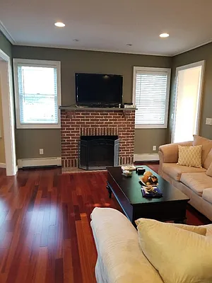 Rented by Voro, LLC | media 19