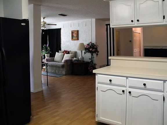 3rd image of 5307 Wild West Dr