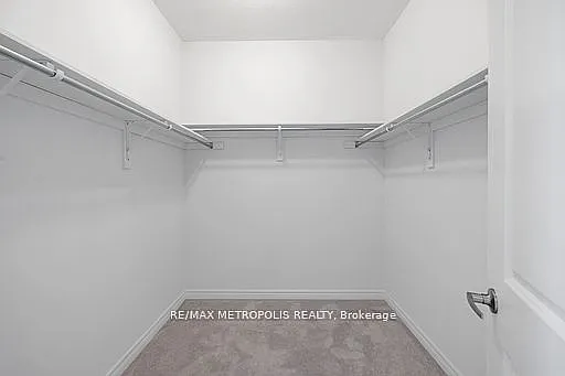2048 Chris Mason St — Photo 8
