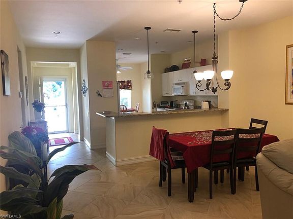 5th image of 985 Tarpon Cove Dr APT 103