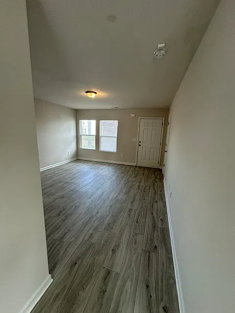3 bed, 1603 sqft, $1,475 — Photo 3