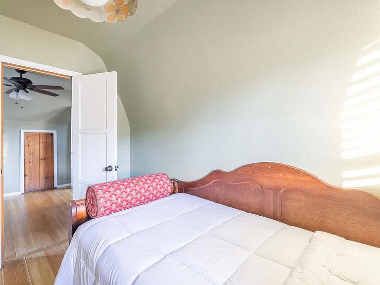 45712 1st Ln — Photo 25
