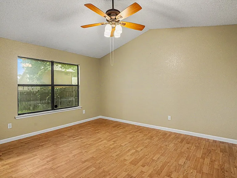 4648 Birchbend Ln — Photo 9