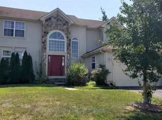 105 Gatewood Rd, Egg Harbor Township, NJ 08234