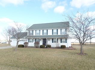 813 S Maple Ct, Sweetser, IN 46987