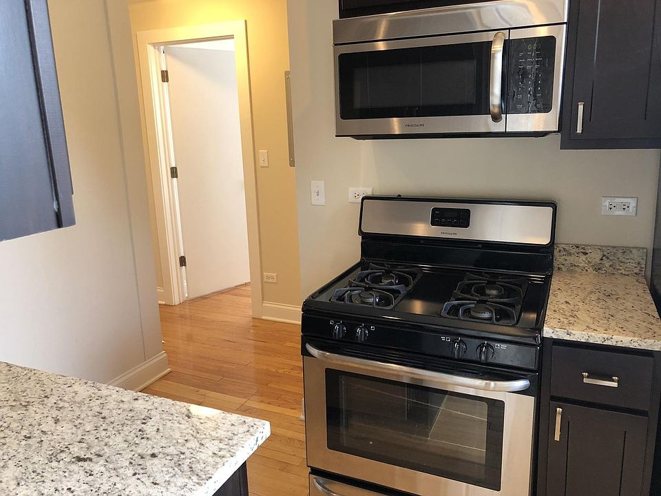 1st image of 1121 W Balmoral Ave #1114-2