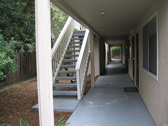 2nd image of 270 Brown St APT 10