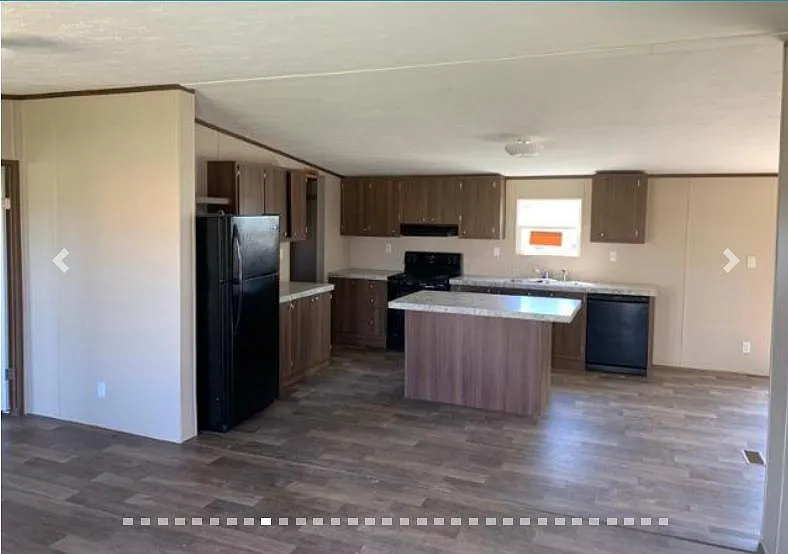 4753 S FM 1988 — Photo 3