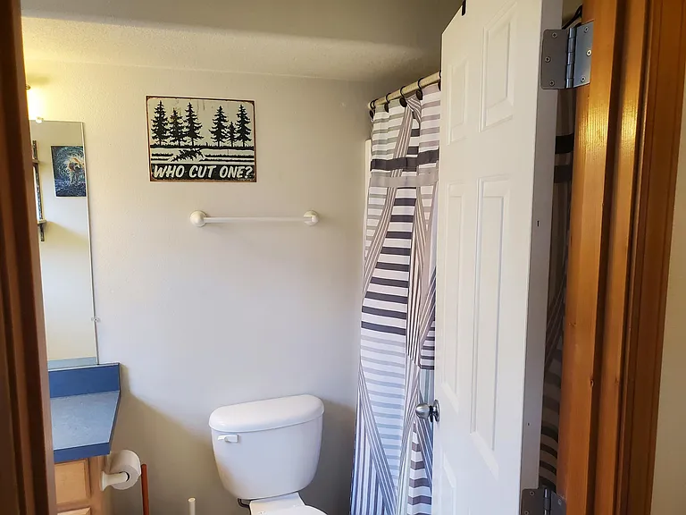 413 Maxs Pl — Photo 23