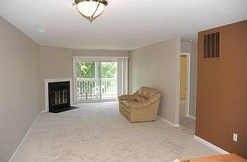 5th image of 2956 Yarling Ct