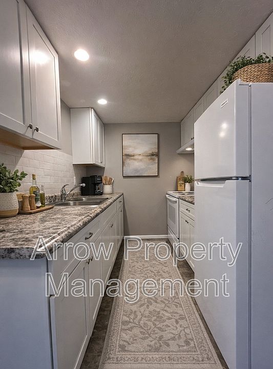1st image of 2110 J St #6
