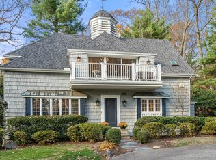 86 Abbott Rd, Wellesley, MA 02481