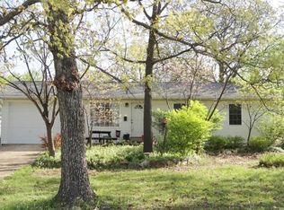 174 Lakeview Dr, Camdenton, MO 65020