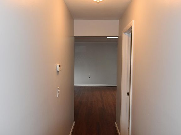 4th image of 172 Revere Dr #172