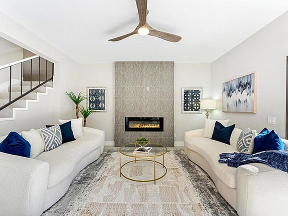 3rd image of 1251 Tiffany Cir S