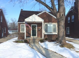 21151 Country Club Dr, Harper Woods, MI 48225