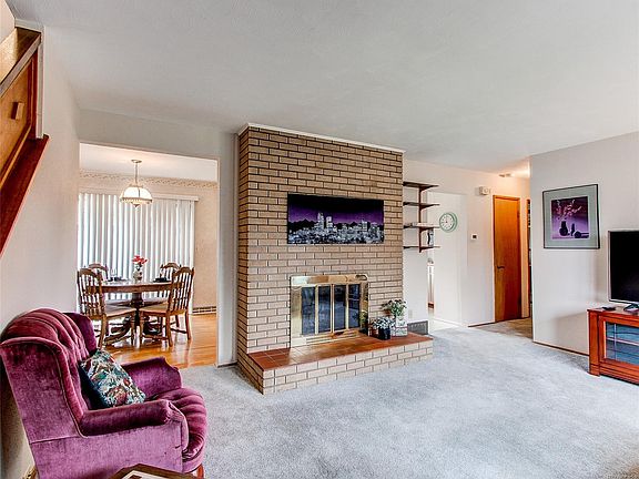 4th image of 2119 21st Ave