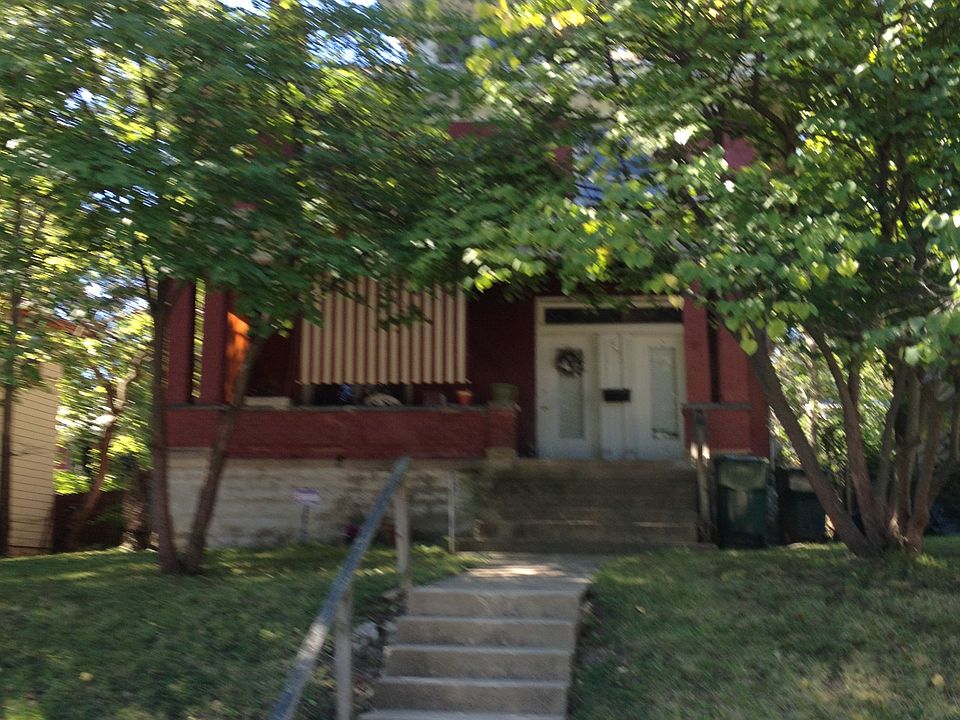 1st image of 555 Considine Ave #2