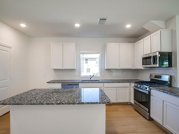 4th image of 300 Timber Brook Dr