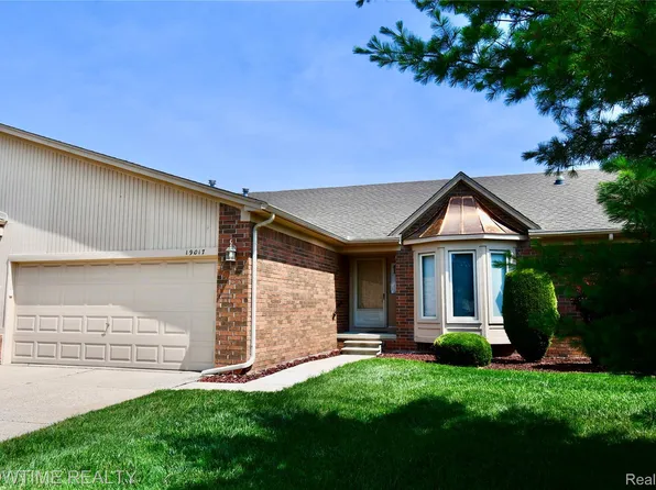 19017 Marisa Dr, Clinton Township, MI 48038