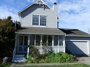 940 Curtis Ln, Rio Dell, CA 95562