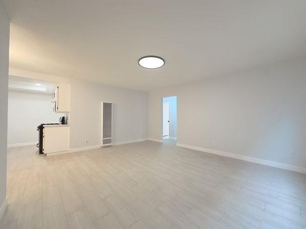 21828 Belshire Ave Unit 15
