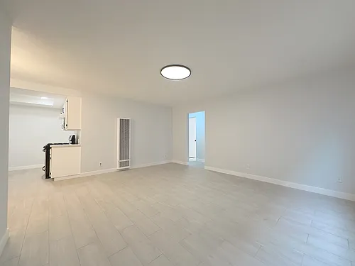 21828 Belshire Ave #15 Photo 1 21828 Belshire Ave #15 Photo 1