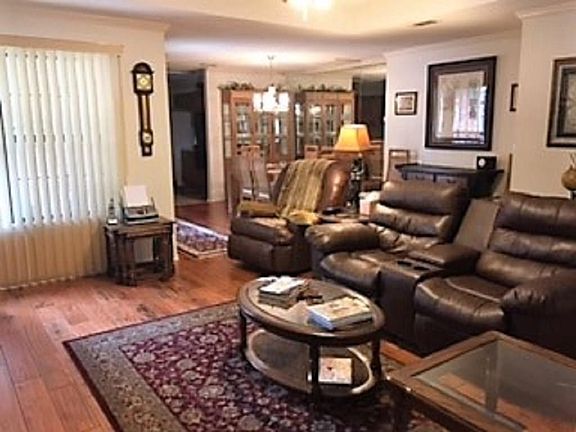 4th image of 5845 Westhaven Dr APT A