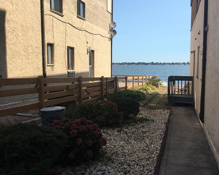 2nd image of 1472 Shore Dr #3