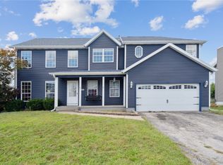 1910 Charleston Dr, Marion, IA 52302