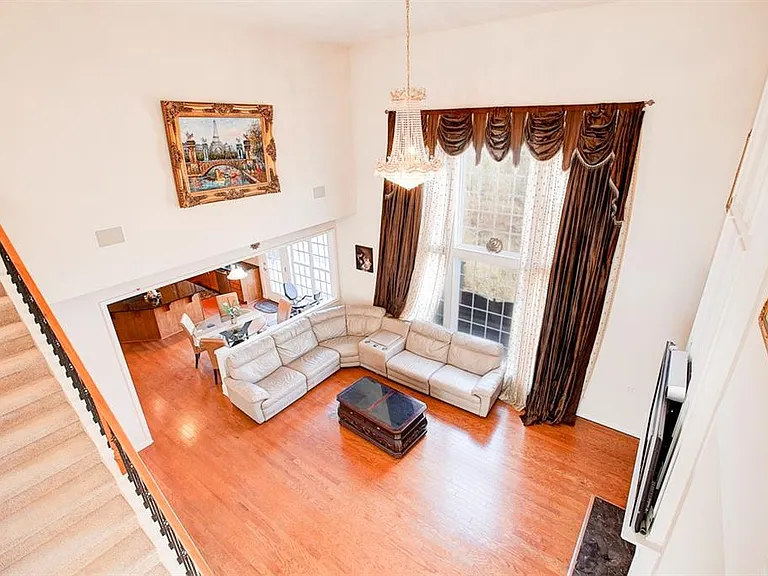 4220 Agard St — Photo 25
