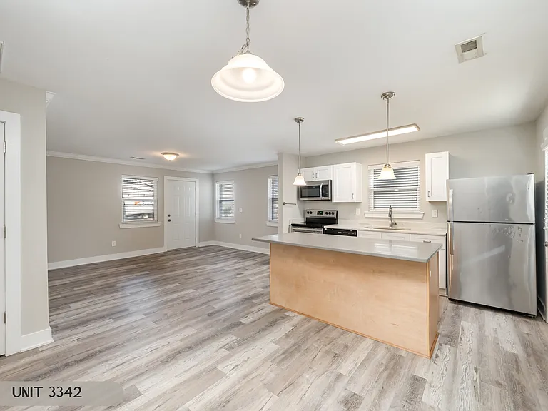 3340 Washburn Ave — Photo 25