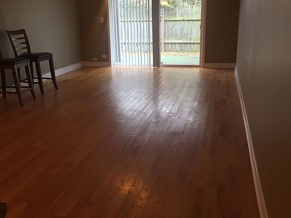 3rd image of 16W571 Mockingbird Ln #1