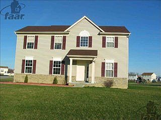 1st image of 8164 Hidden Ponds Dr