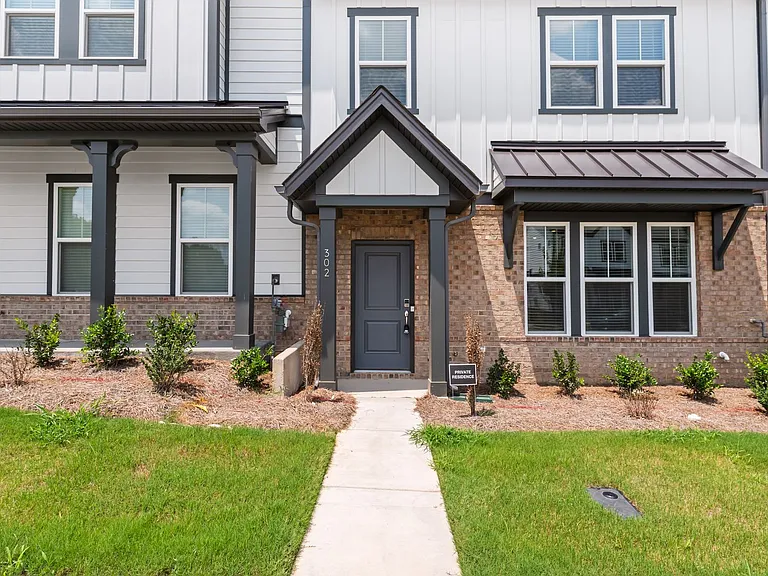 302 Silver Fleet Dr — Photo 3