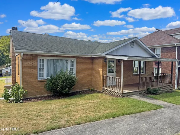 1804 Crawford Ave, Northern Cambria, PA 15714