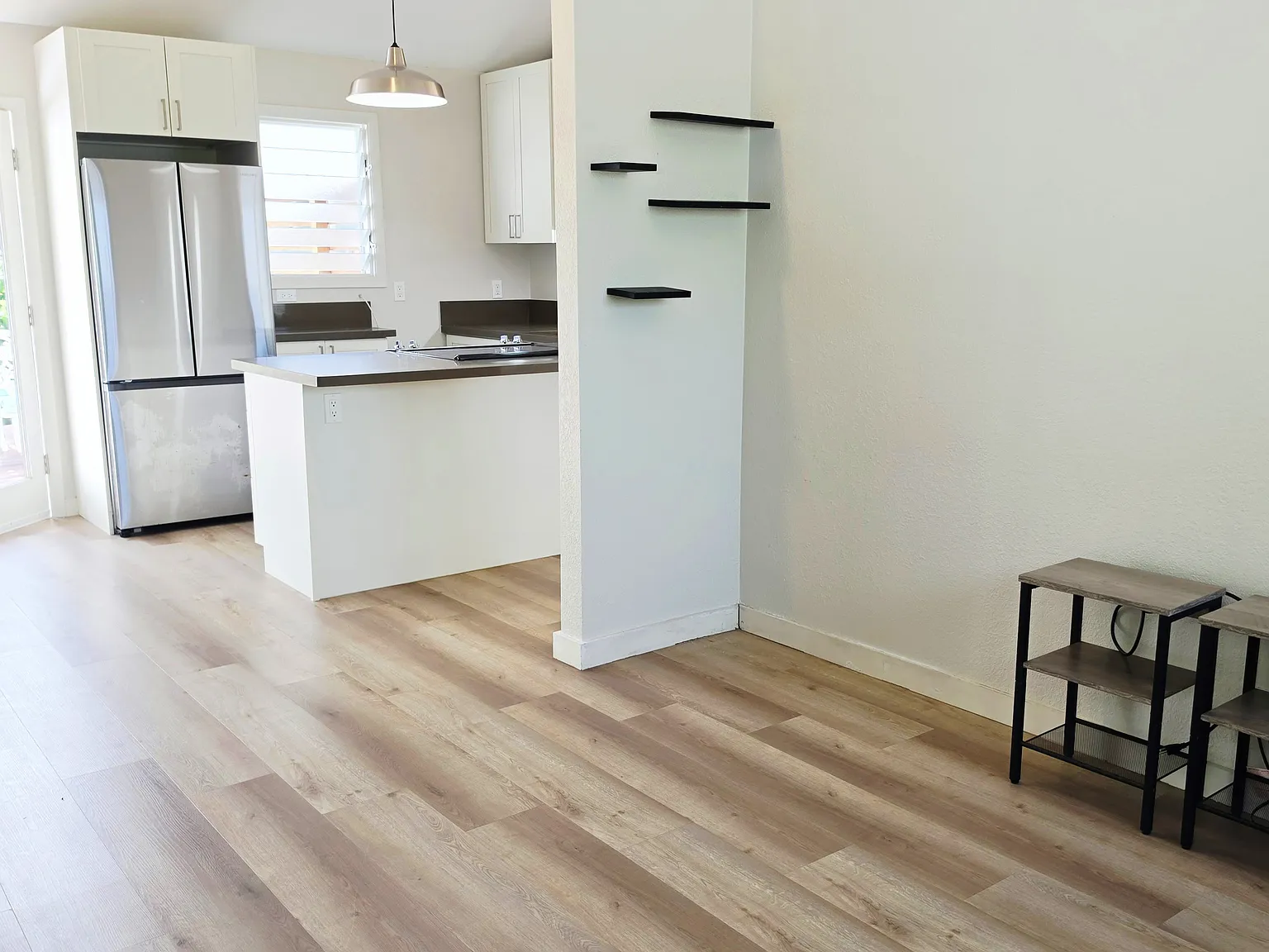 1 bed, 550 sqft, $3,200 — Photo 2