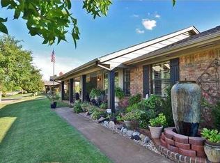 11709 Twisted Oak Rd, Oklahoma City, OK 73120