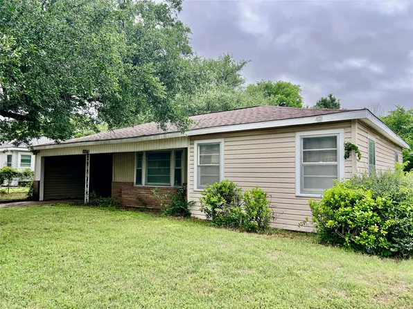 1314 W Water St, Weatherford, TX 76086