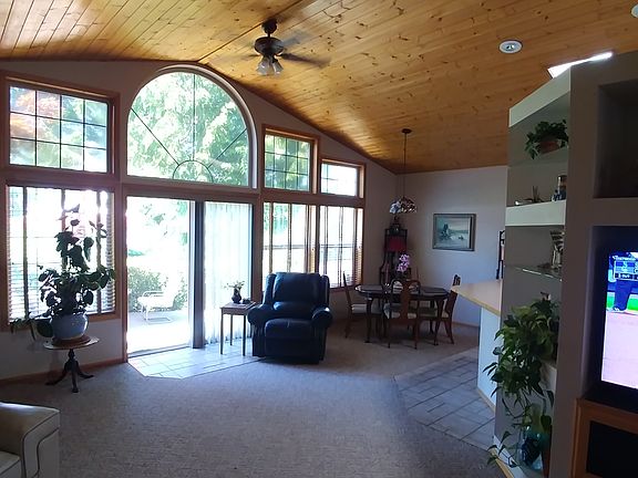 5th image of 7190 Windflower Pl NW